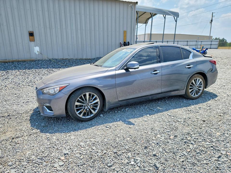 2022 Infiniti Q50 Luxe