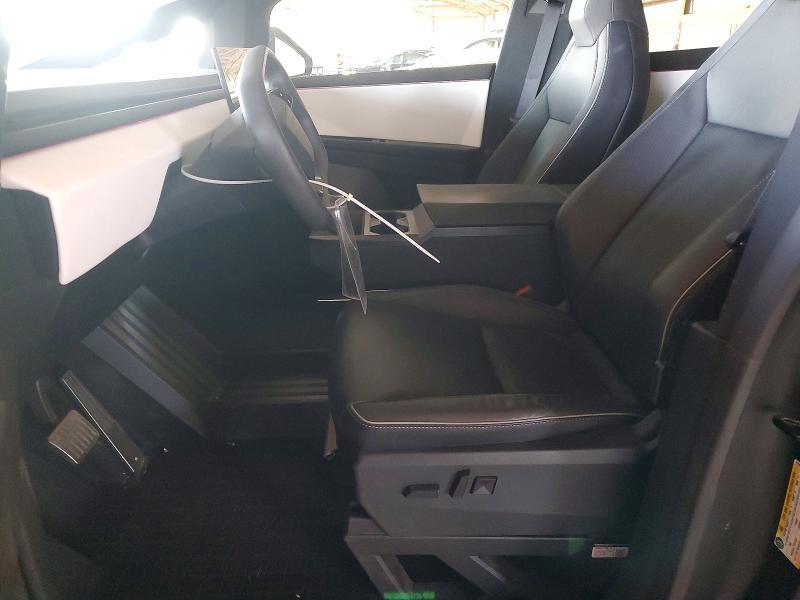 2024 Tesla Cybertruck
