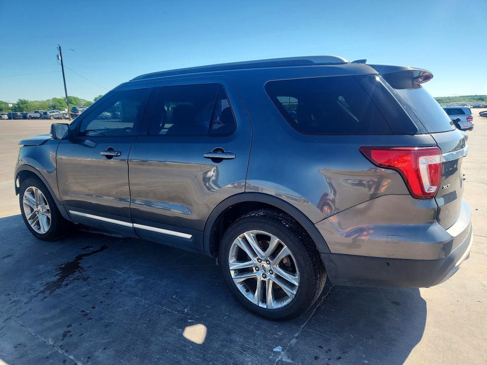 2017 Ford Explorer xlt