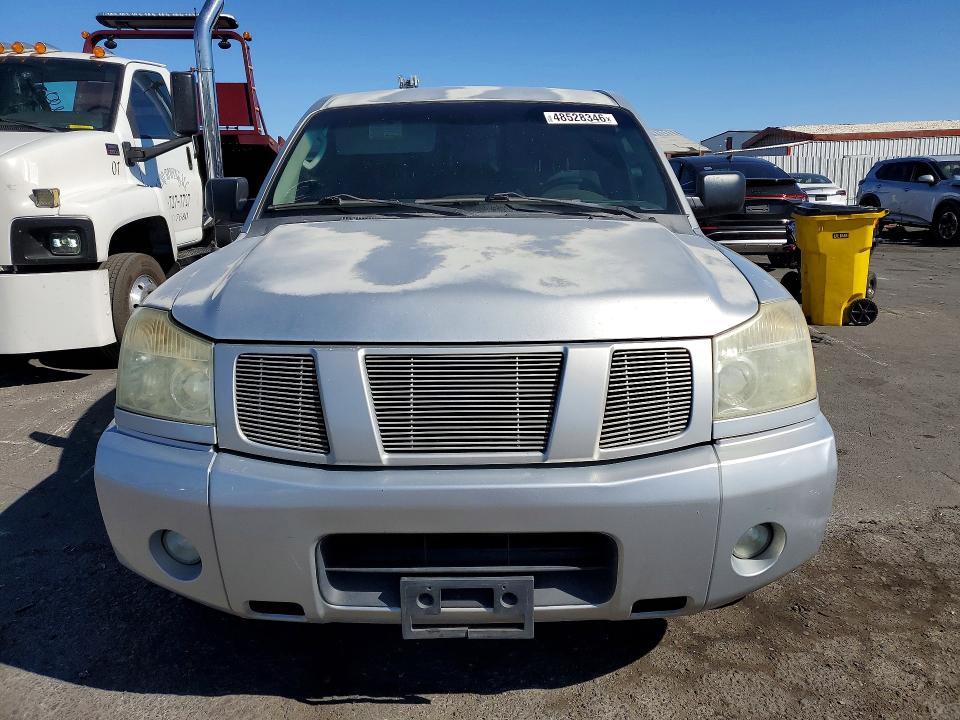 2005 Nissan Titan XE