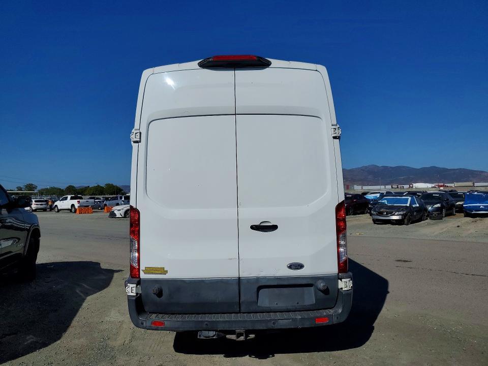 2018 Ford Transit T-250