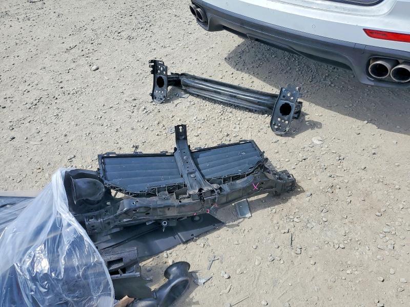 2017 Porsche Cayenne s