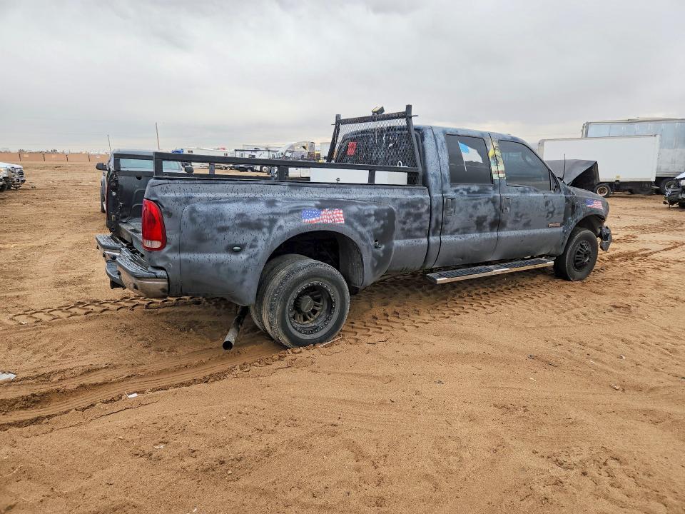 2004 Ford Super Duty F-350 W/D