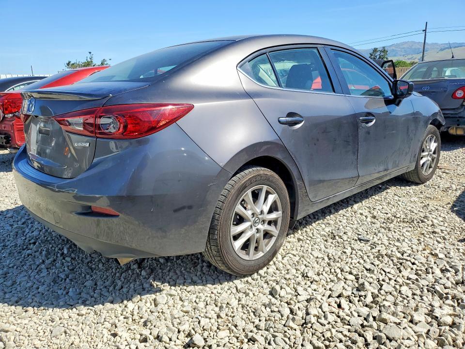 2017 Mazda 3 Sport