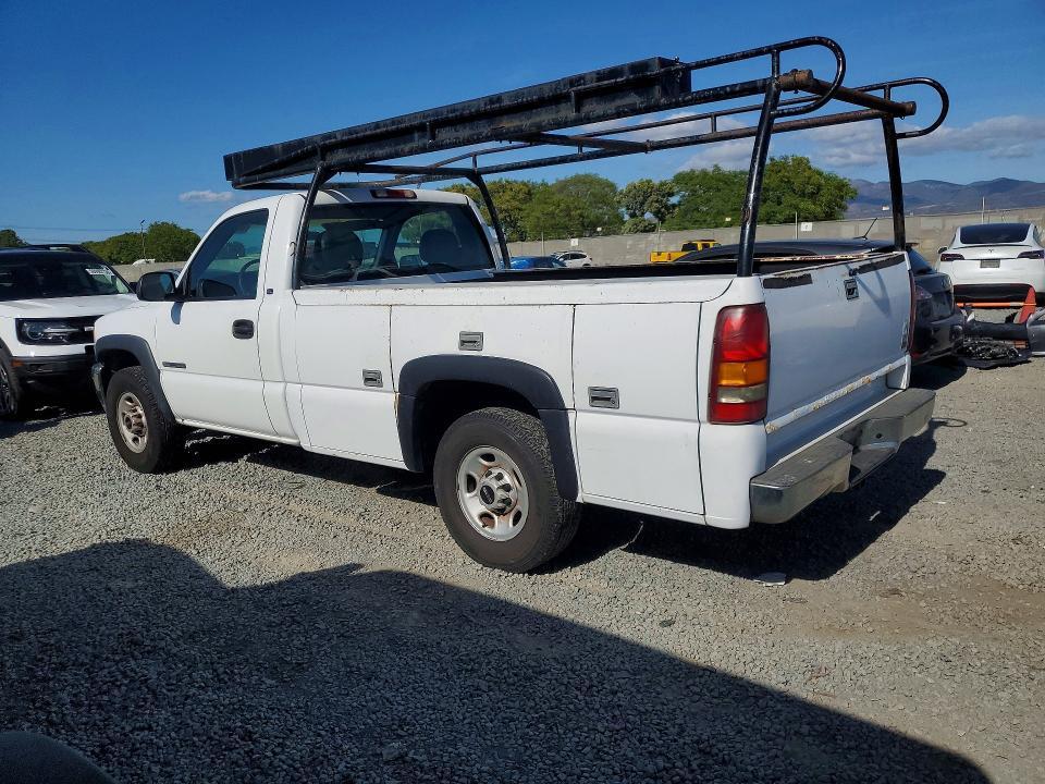 2001 GMC New Sierra C2500