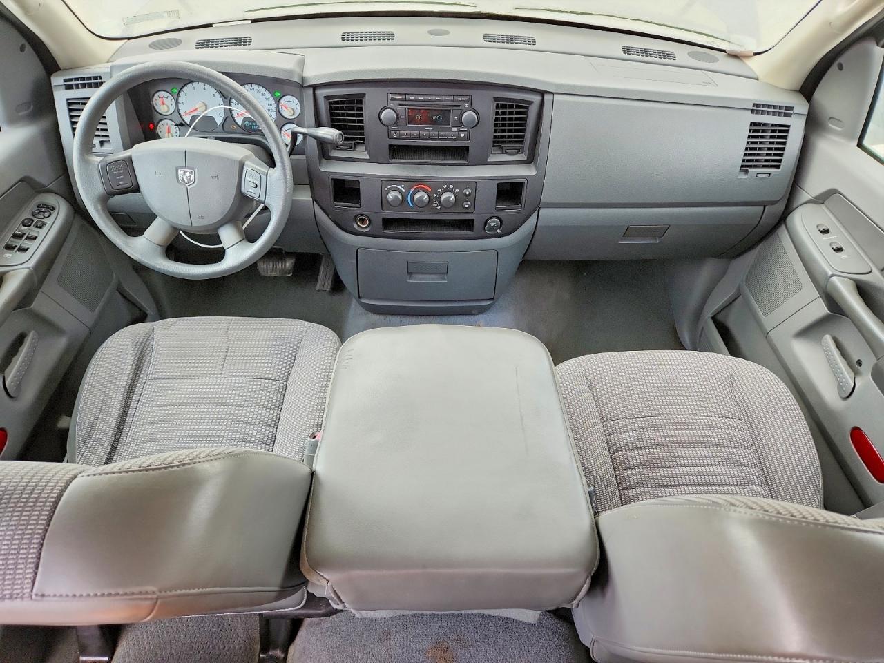 2006 Dodge RAM 1500 ST