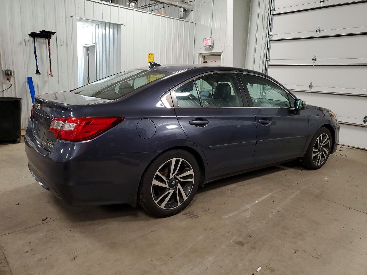 2017 Subaru Legacy Sport