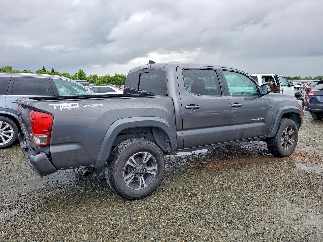 2017 Toyota Tacoma TRD Sport