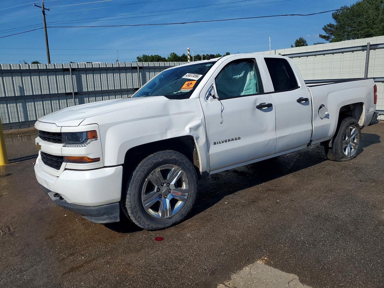 2018 Chevrolet Silverado C1500 Custom