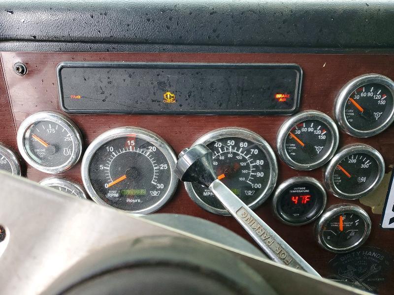 2017 Western Star 4900 Semi Truck