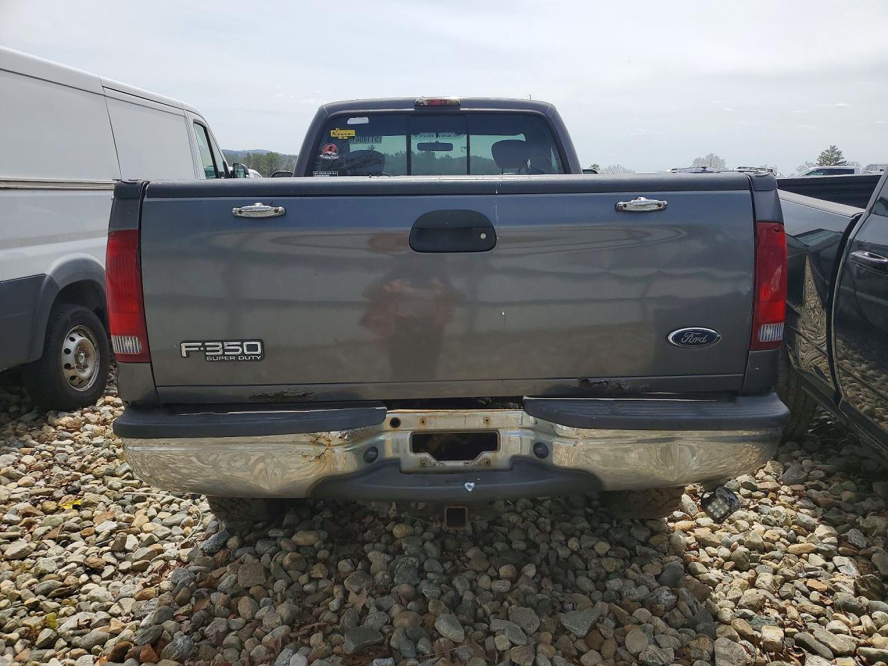 2004 Ford F350 SRW Super Duty
