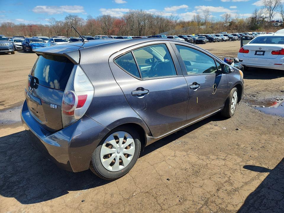 2013 Toyota Prius c two