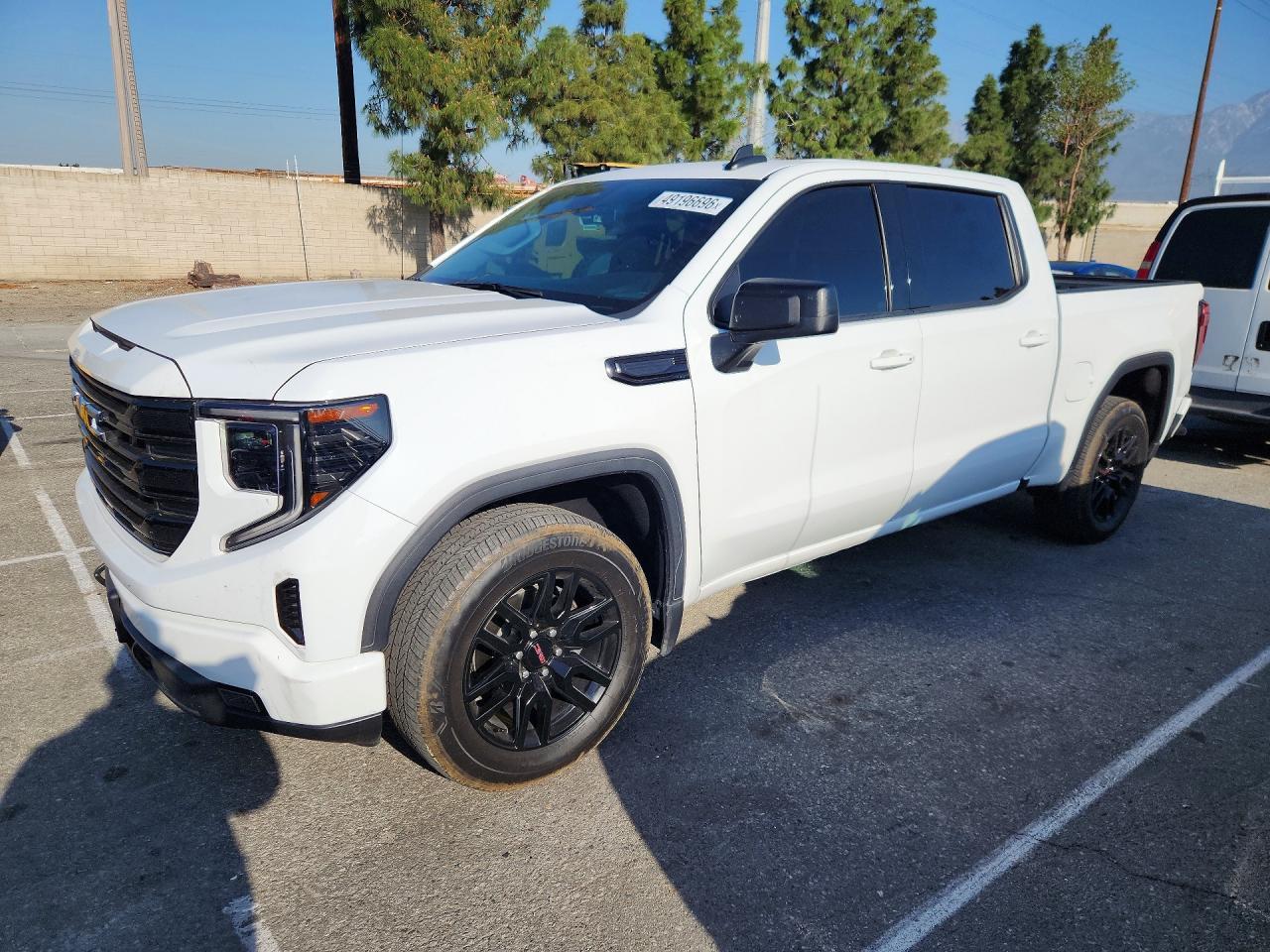 2024 GMC Sierra K1500 Elevation