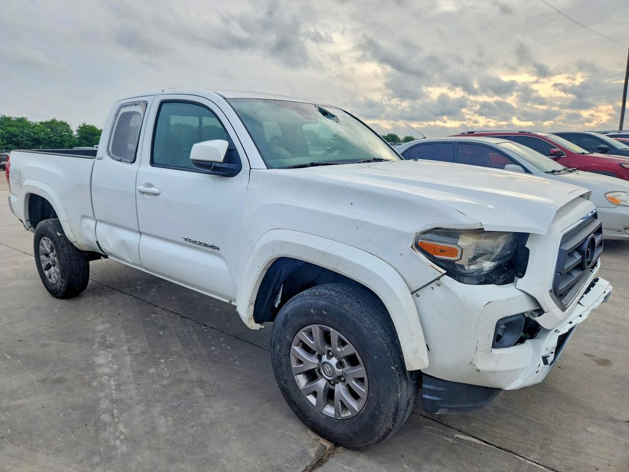 2018 Toyota Tacoma SR5
