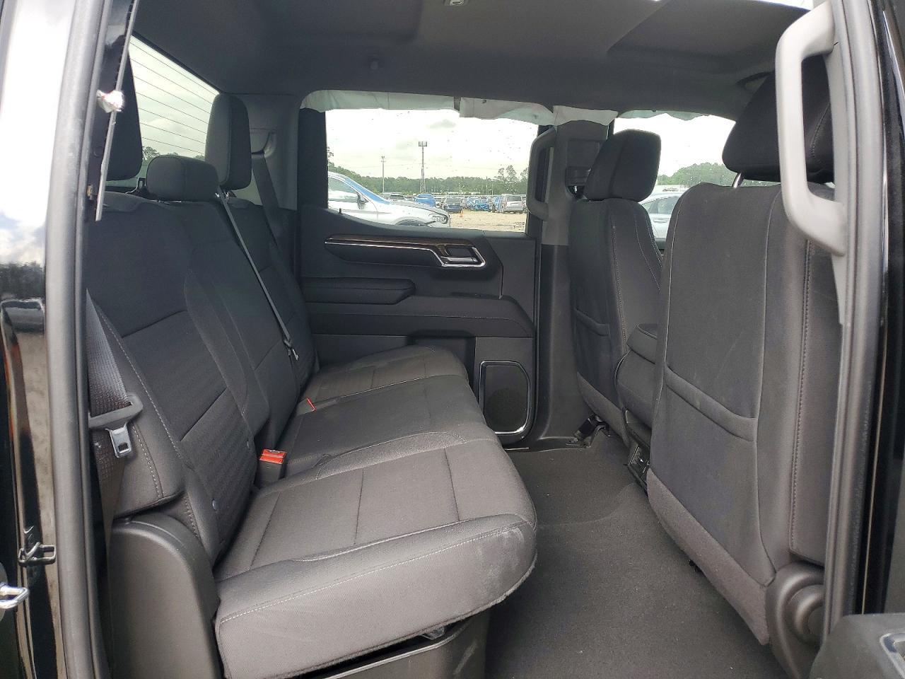 2024 Chevrolet Silverado C1500 RST