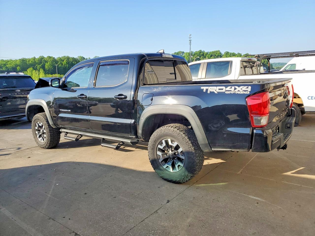 2017 Toyota Tacoma TRD OFF-Road