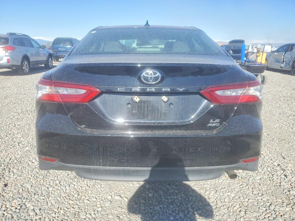 2020 Toyota Camry le