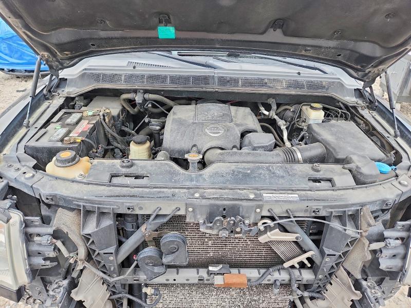 2012 Nissan Titan SV