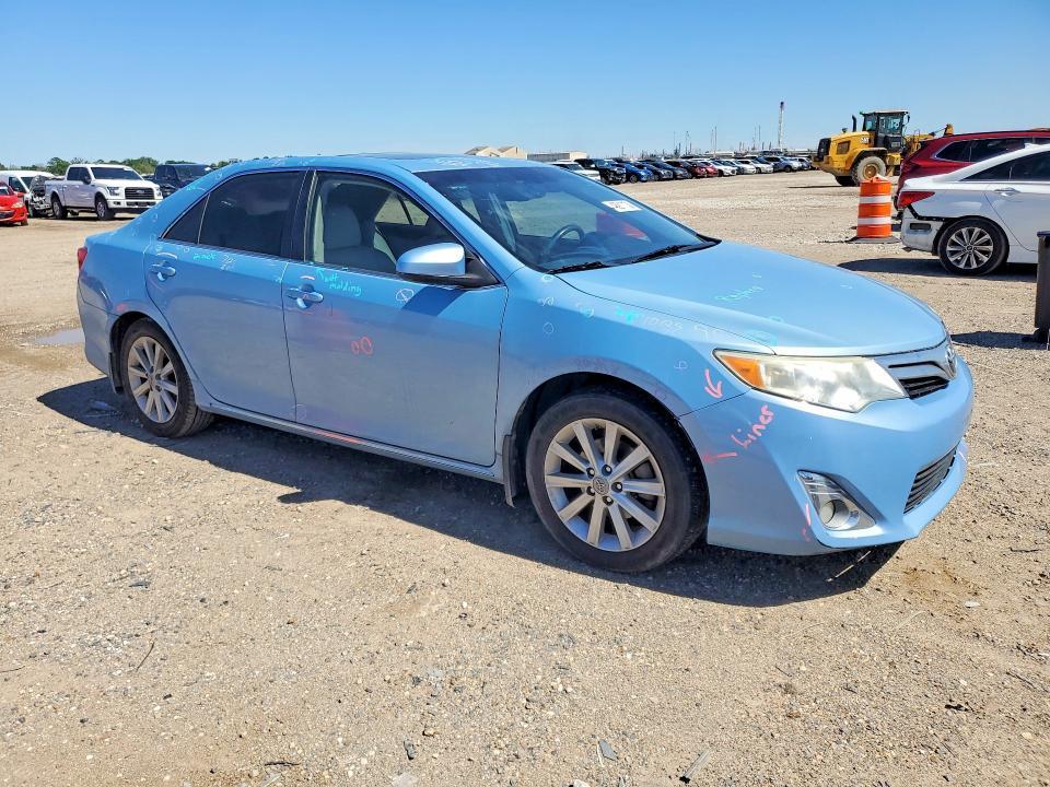 2012 Toyota Camry xle V6