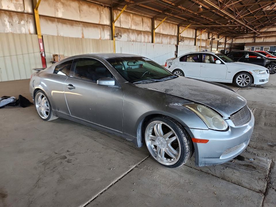 2004 Infiniti G35 Base