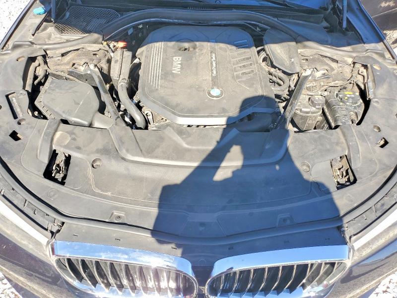 2016 BMW 740 i