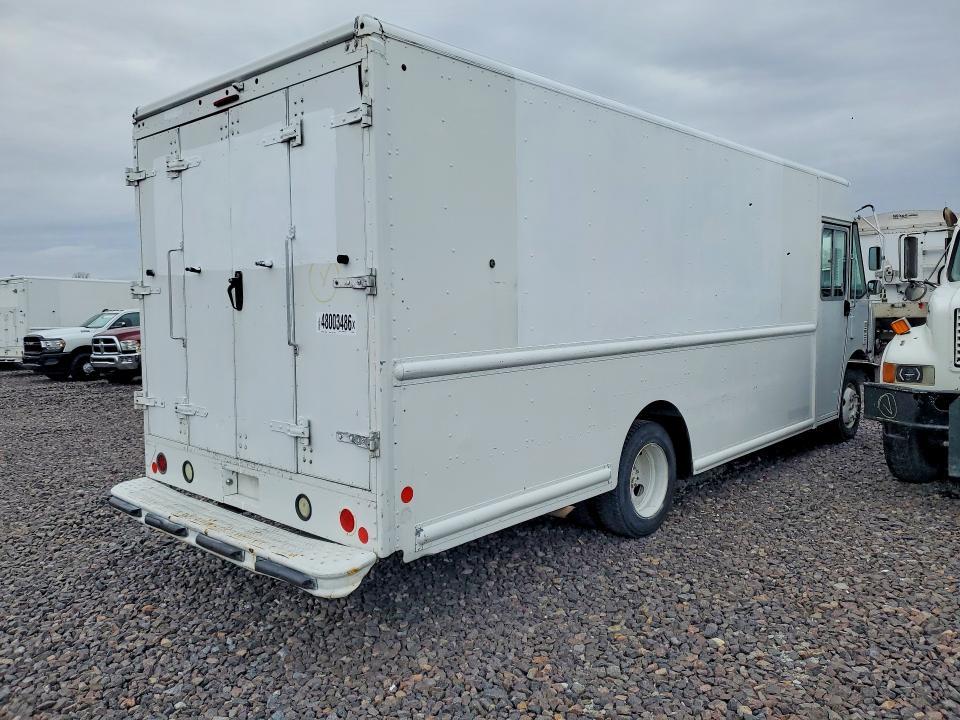 2014 Freightliner MT55G Chassis Delivery Truck