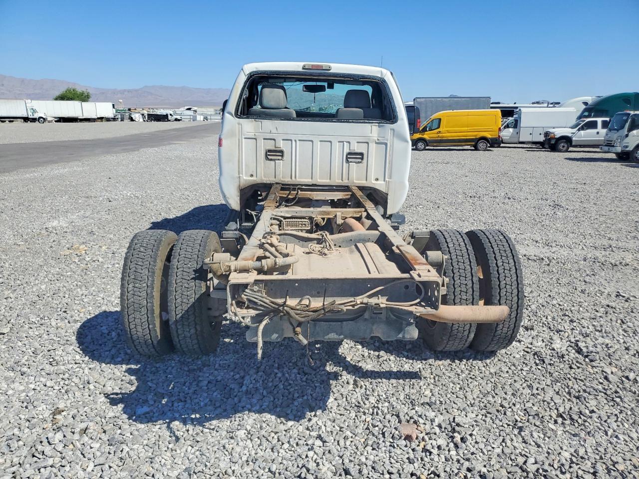 2014 Ford F550 Super Duty Truck Cab AND Chassis