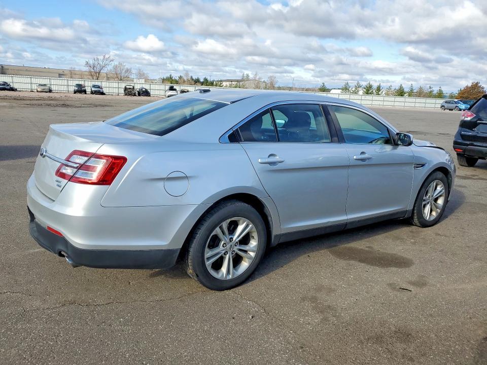 2014 Ford Taurus sel
