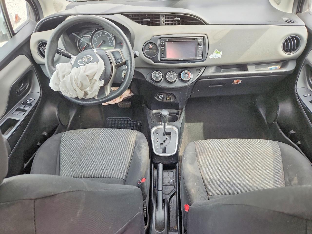 2017 Toyota Yaris 5-door l Fleet