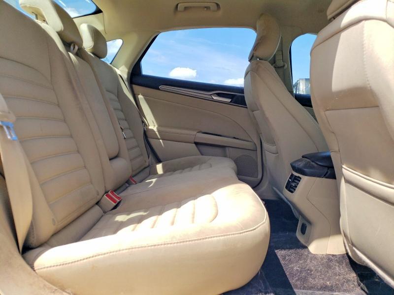 2016 Ford Fusion se Hybrid