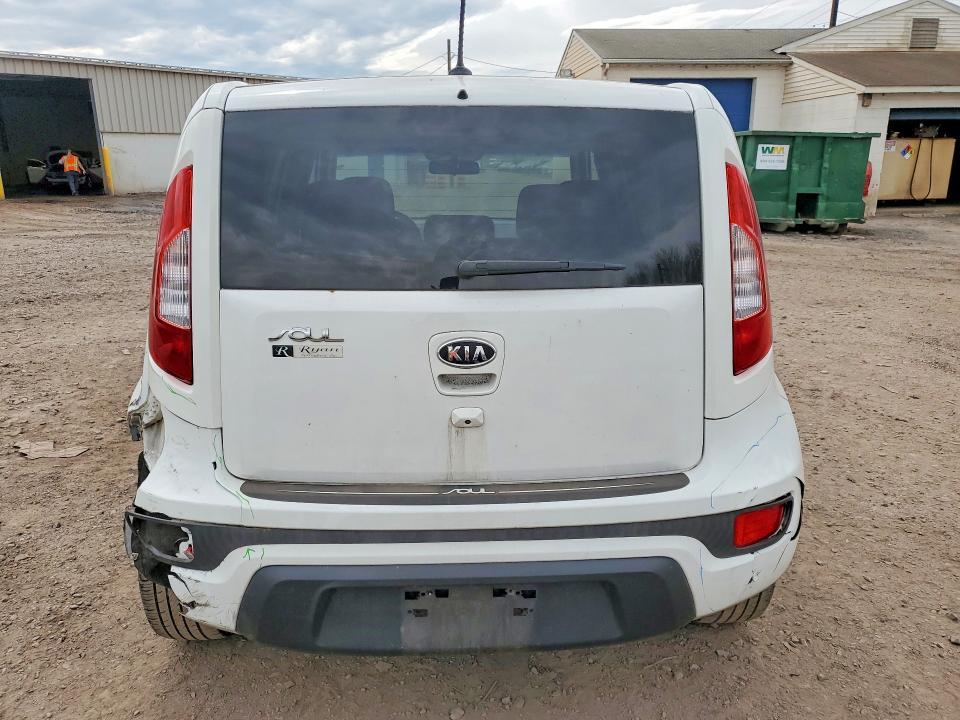 2012 KIA Soul +