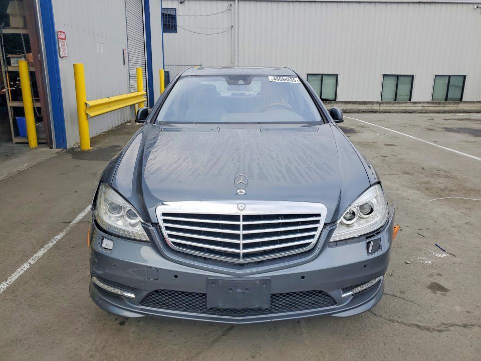 2011 Mercedes-Benz S 550