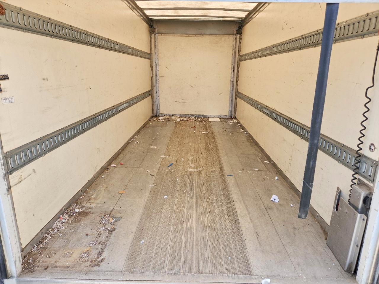 2016 Ford Transit BOX Truck