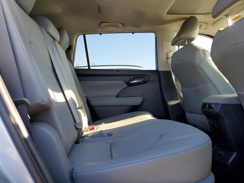 2020 Toyota Highlander Hybrid xle