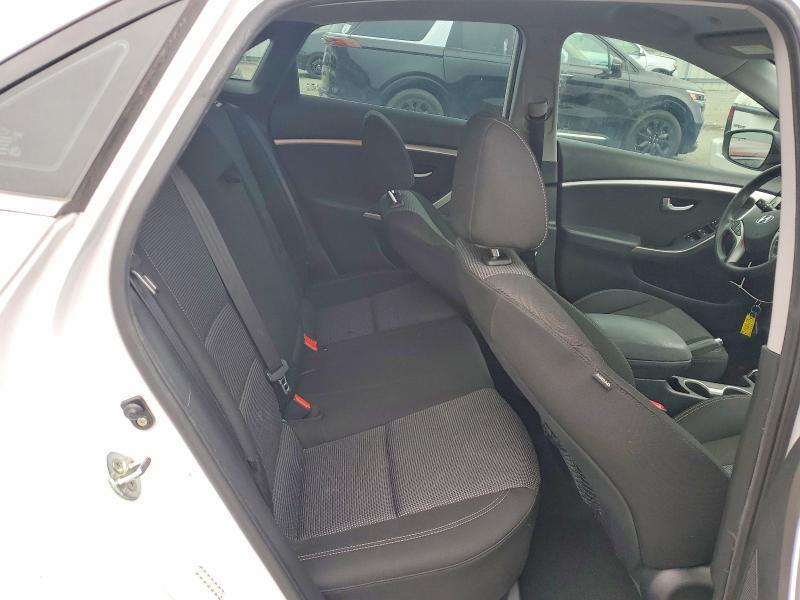 2016 Hyundai Elantra gt Base