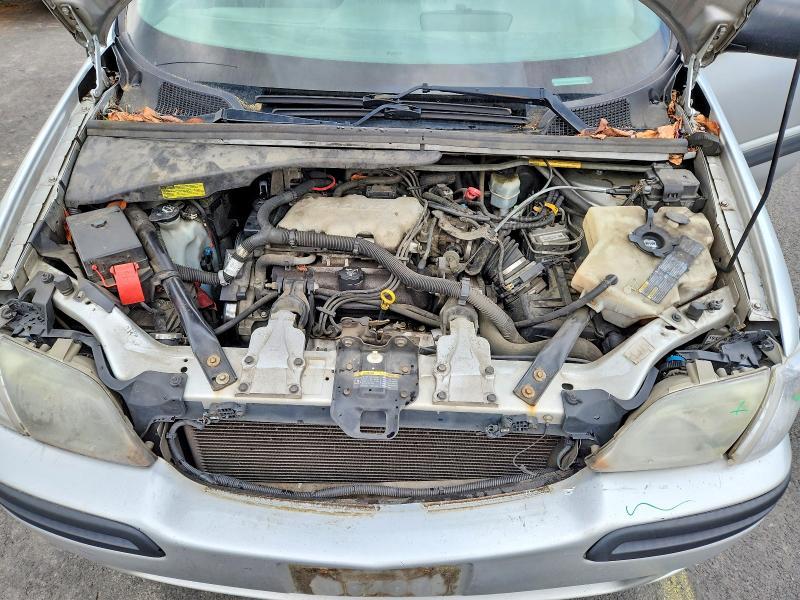 2003 Chev Venture