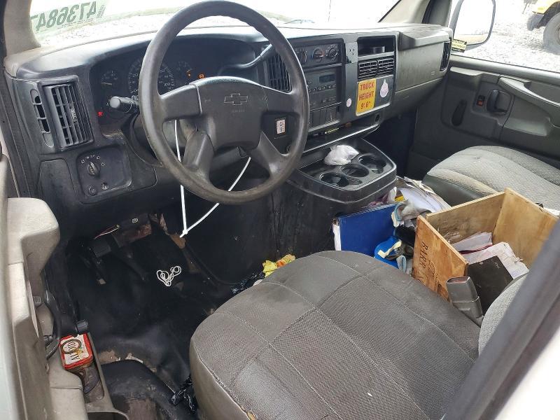 2005 Chev Express G3500