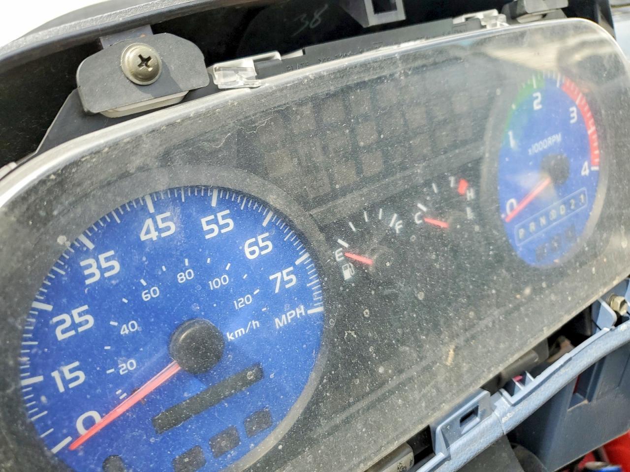 2005 Hino 268 BOX Truck