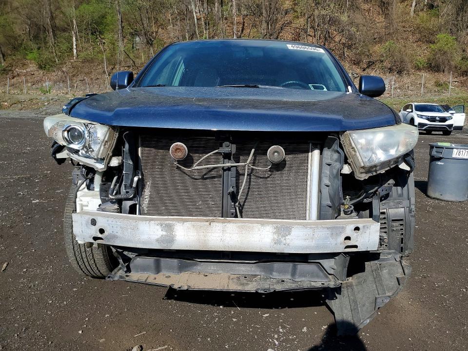 2012 Toyota Highlander Base