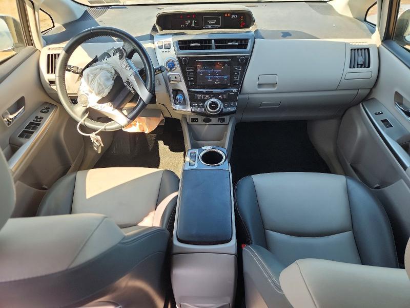 2015 Toyota Prius v Five