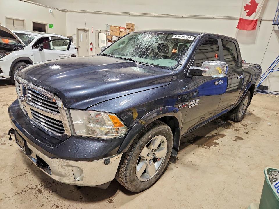 2015 Dodge RAM 1500 SLT