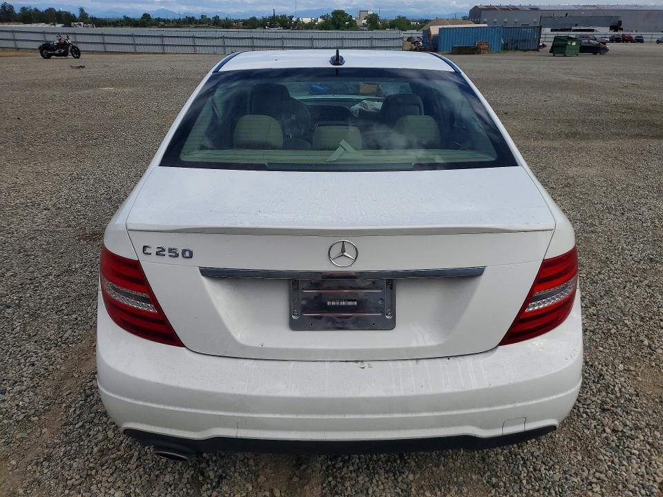 2014 Mercedes-Benz C 250
