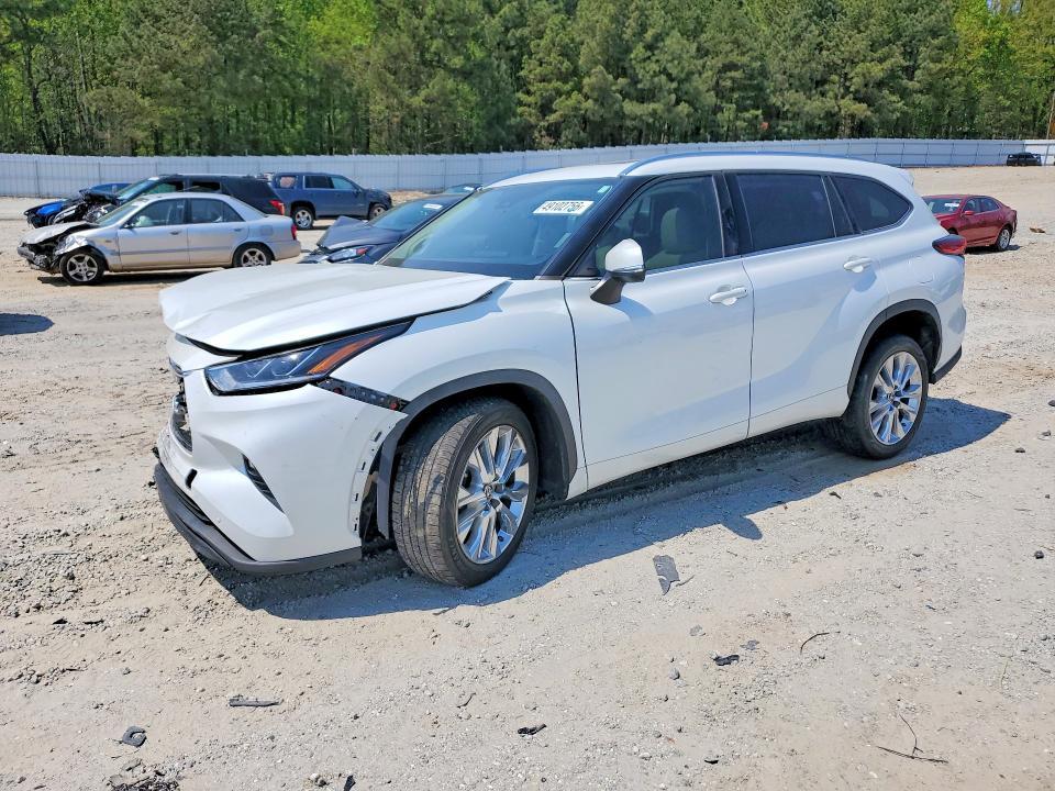 2022 Toyota Highlander Hybrid Limited