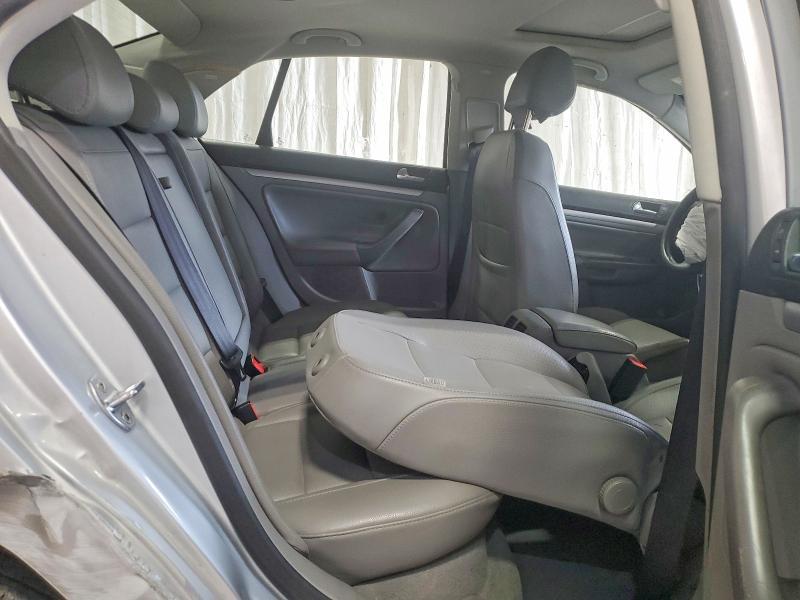 2006 Volkswagen Jetta tdi Option Package 1