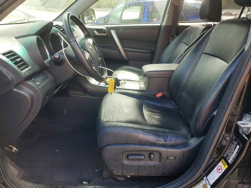 2012 Toyota Highlander se