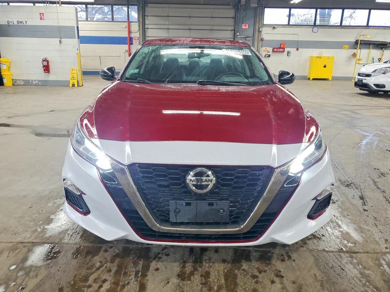 2021 Nissan Altima 2.5 sr