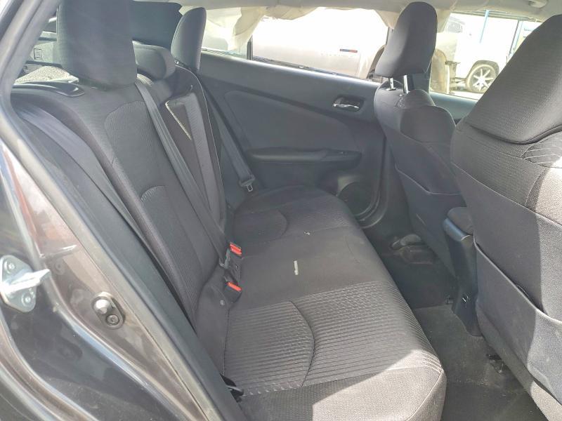 2016 Toyota Prius two