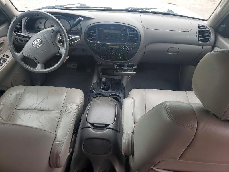 2003 Toyota Sequoia SR5