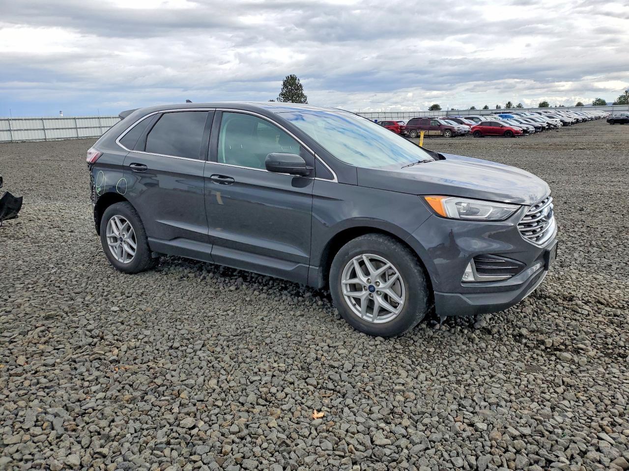 2021 Ford Edge sel