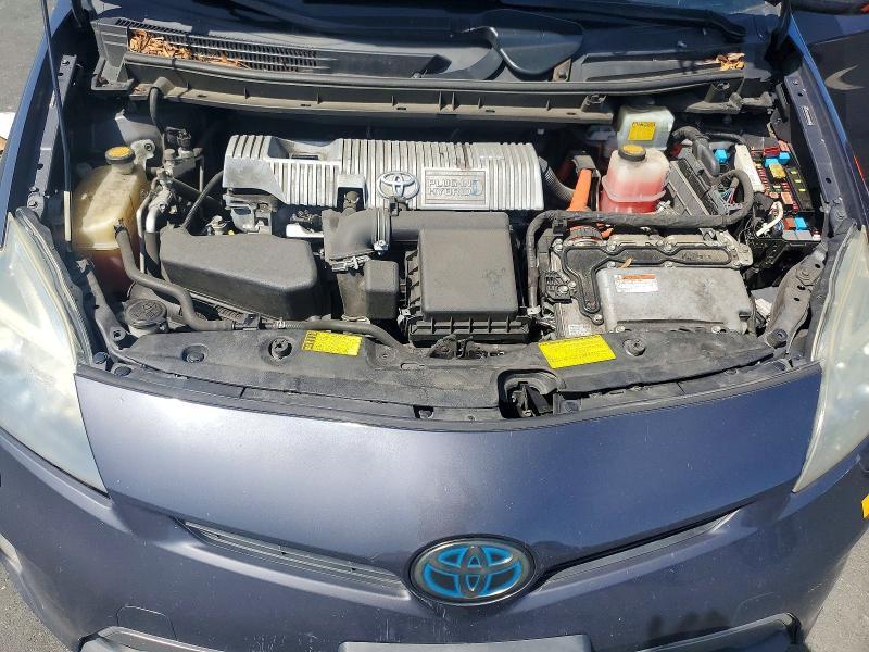 2012 Toyota Prius Plug-in Hybrid Advanced